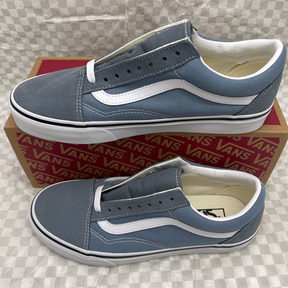 Vans WMNS Old Skool Color Theory Stormy Weather
VN000D9YRV2 Sneakers - Picture 14 of 16